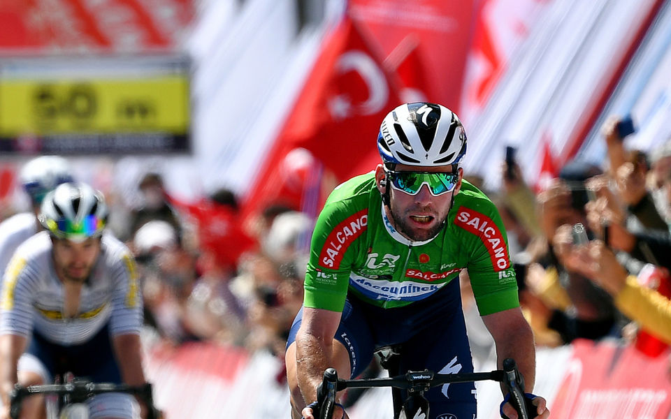 Cavendish keeps Tour of Turkey green jersey