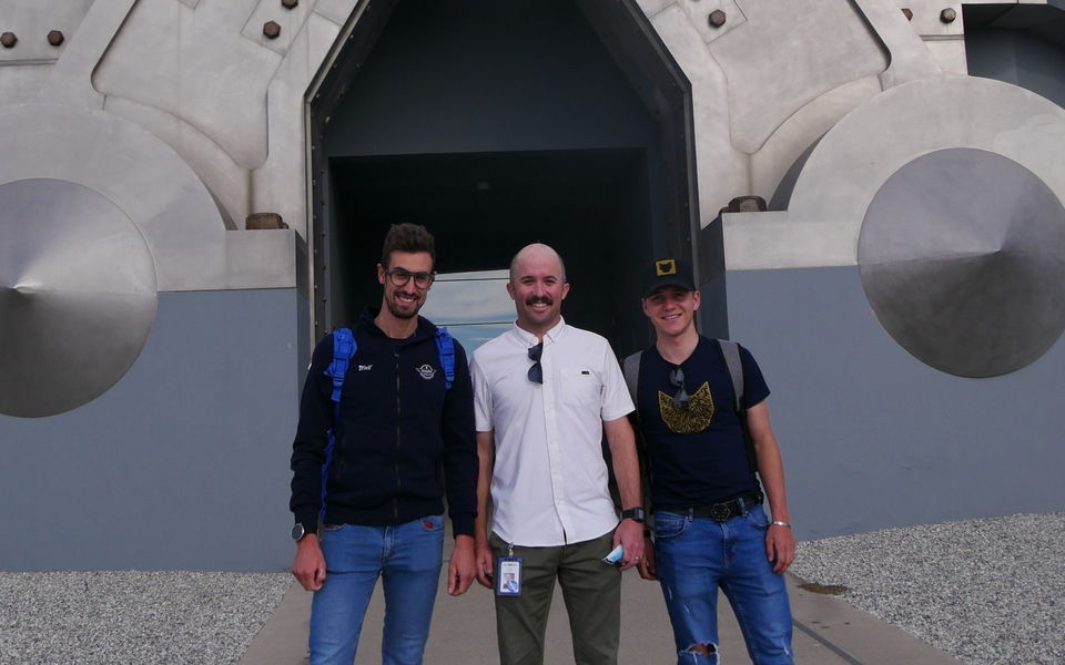 Deceuninck – Quick-Step visit the Oakley HQ