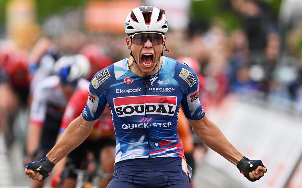 Magnier back with a bang