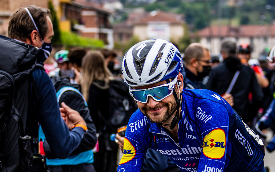 Pieter Serry: “The Giro is a special race, everything colours pink”