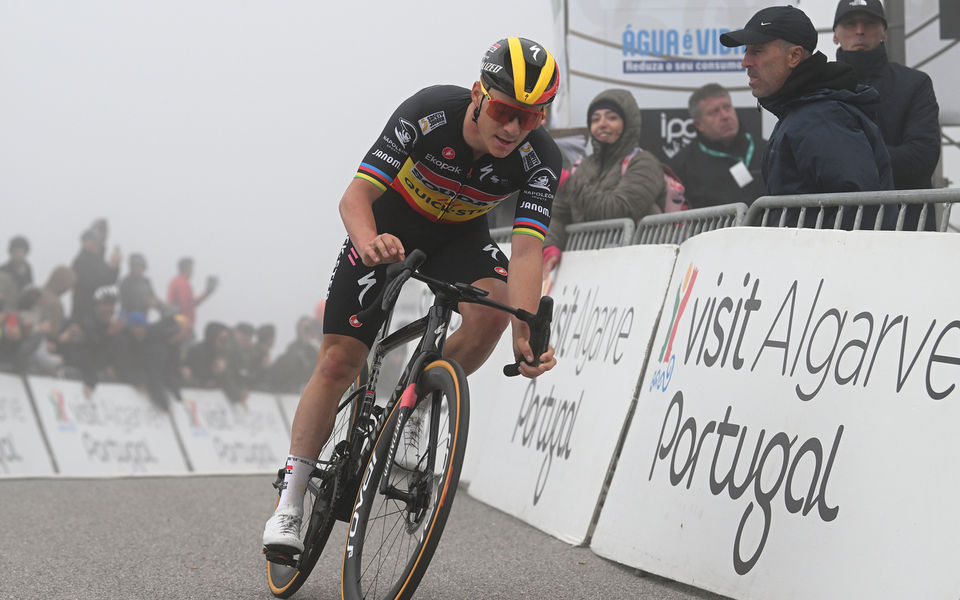 Evenepoel close to another win on Foia