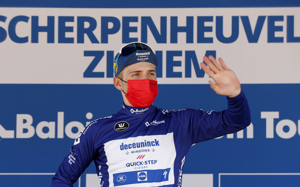 Remco Evenepoel remains in blue at the Belgium Tour