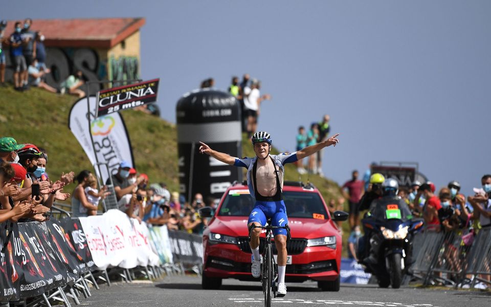 Remco Evenepoel wins on the Picon Blanco