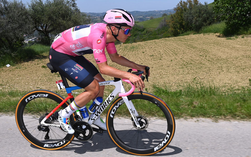 Giro d’Italia: Evenepoel spends first day in pink