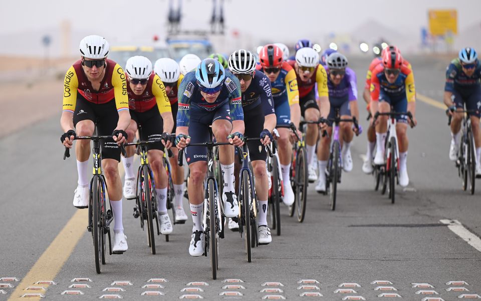 Rex close to the podium in the crosswinds