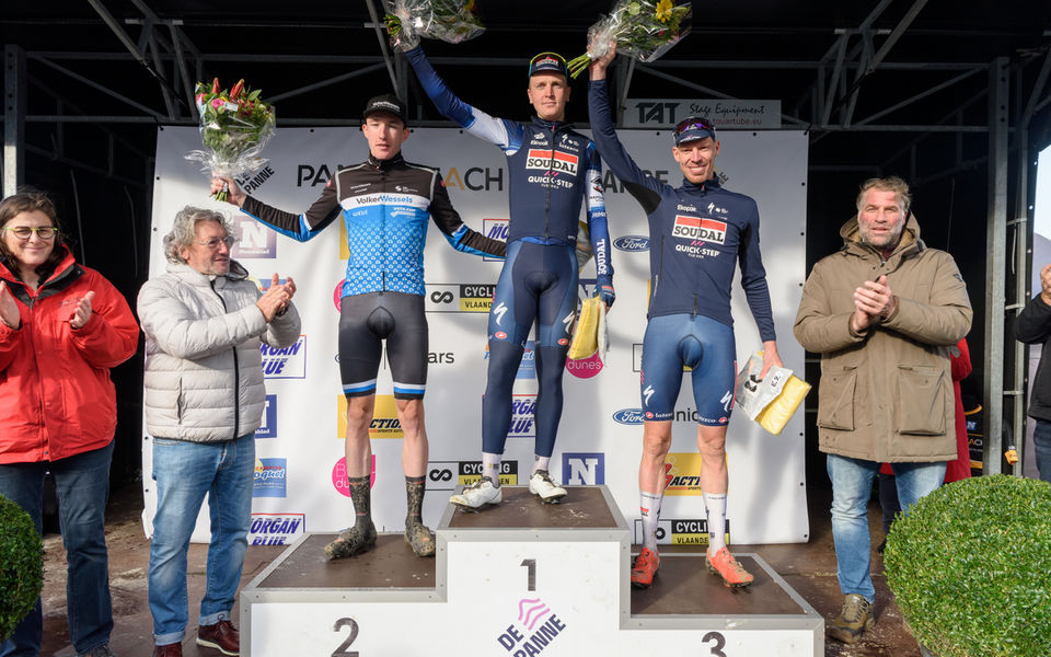 Merlier zegeviert in De Panne Beach Race