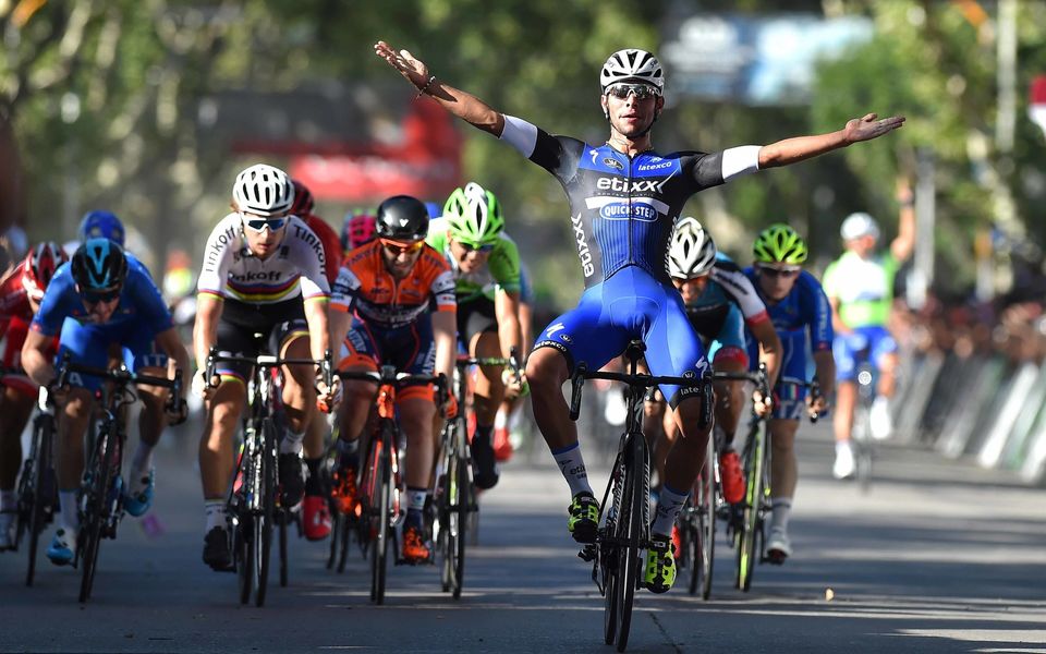Fernando Gaviria sprint naar winst in Villa Mercedes