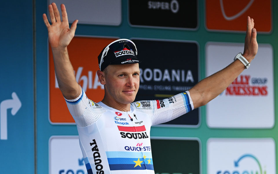 Merlier battles the heat to take third in Koolskamp