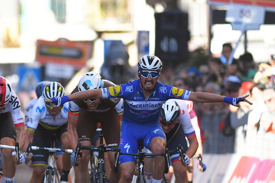 2019 Best Moments: Alaphilippe’s la dolce vita