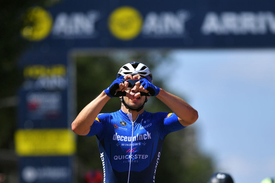 Alvaro Hodeg blasts to victory at the Tour de l’Ain