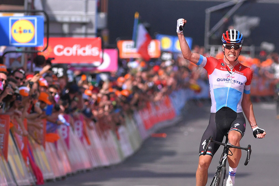 Bob Jungels soleert naar winst in Liège–Bastogne–Liège