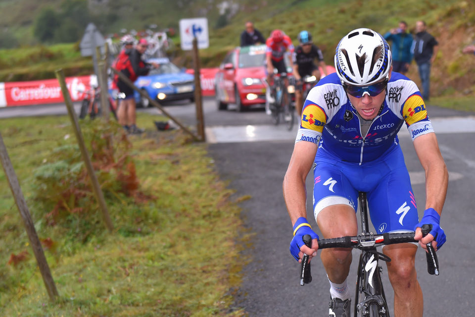 Vuelta a España: De La Cruz rides back into top 10 overall