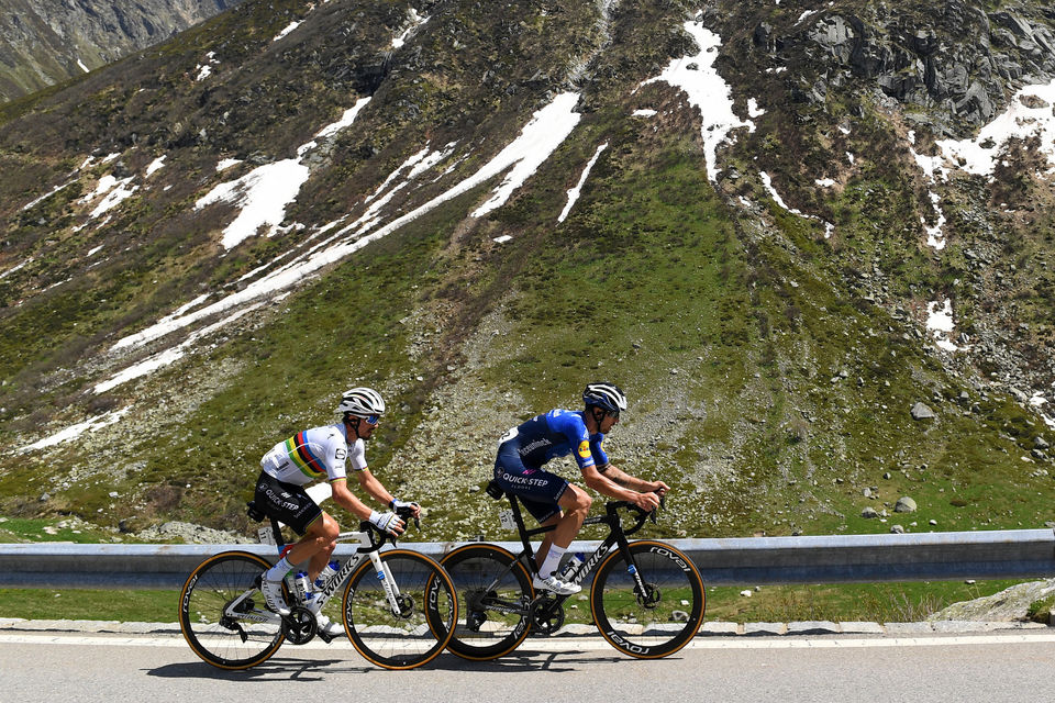 Tour de Suisse: Alaphilippe in de aanval op zijn verjaardag