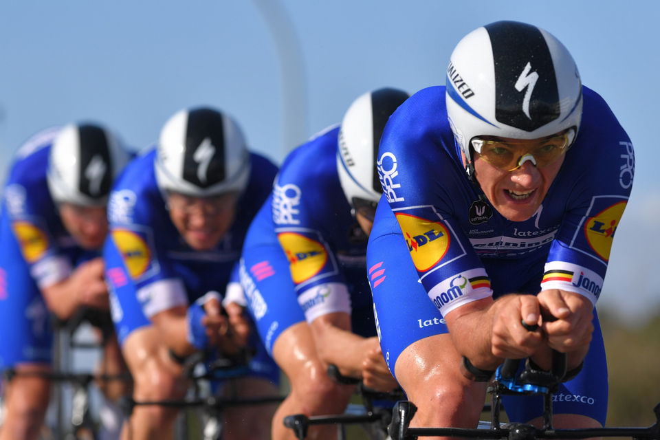 Tirreno-Adriatico: Strong ride of Deceuninck – Quick-Step on rain-soaked roads