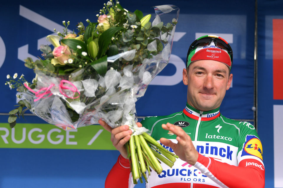 Viviani op het podium in Driedaagse Brugge-De Panne