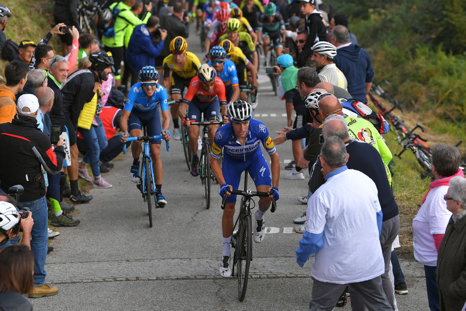 Il Lombardia: Mas in the thick of the action