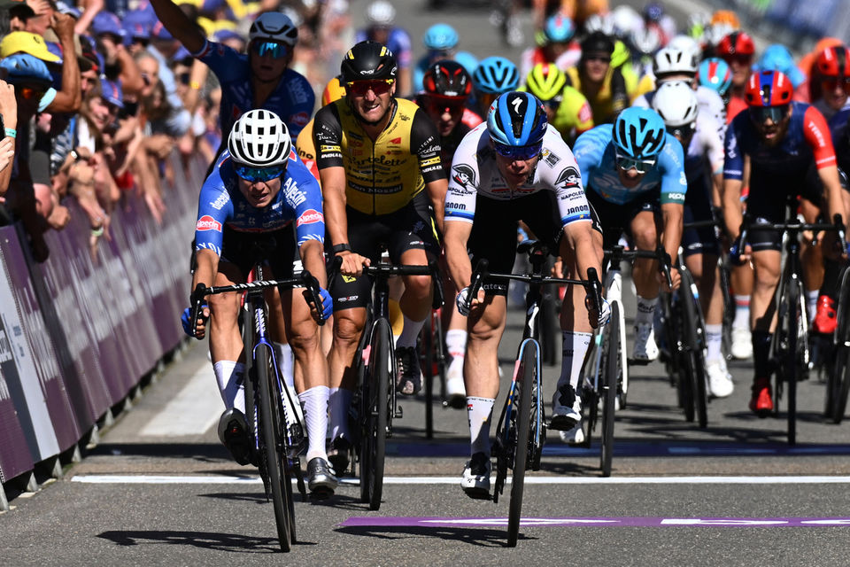 Volop koers in openingsrit Belgium Tour