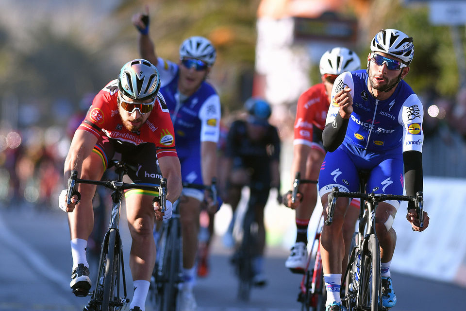 Gaviria verslaat wereldkampioen in voorlaatste rit Tirreno