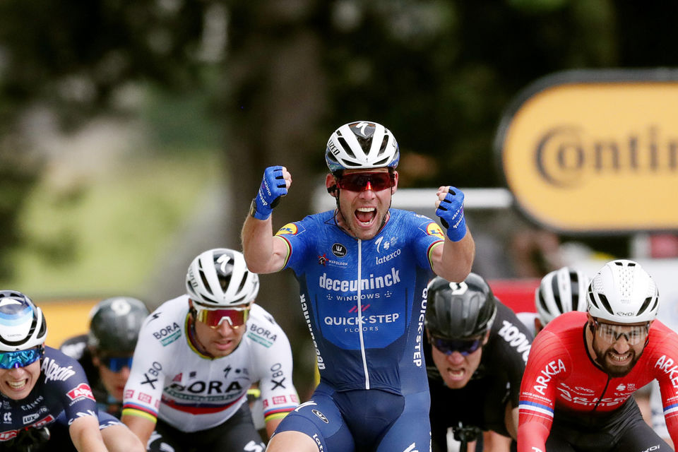 Mark Cavendish wins again at the Tour de France