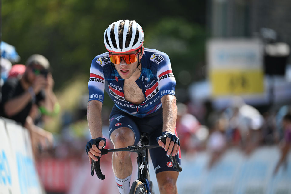 Van Wilder fights hard and moves up in Tour de Suisse GC