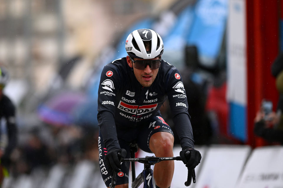 Van Wilder braves the rain to finish third in Mallorca