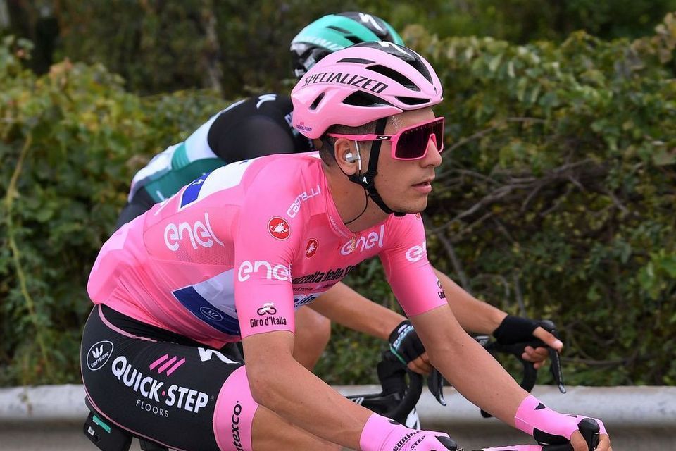 Giro d’Italia: Almeida geniet van eerste dag in roze