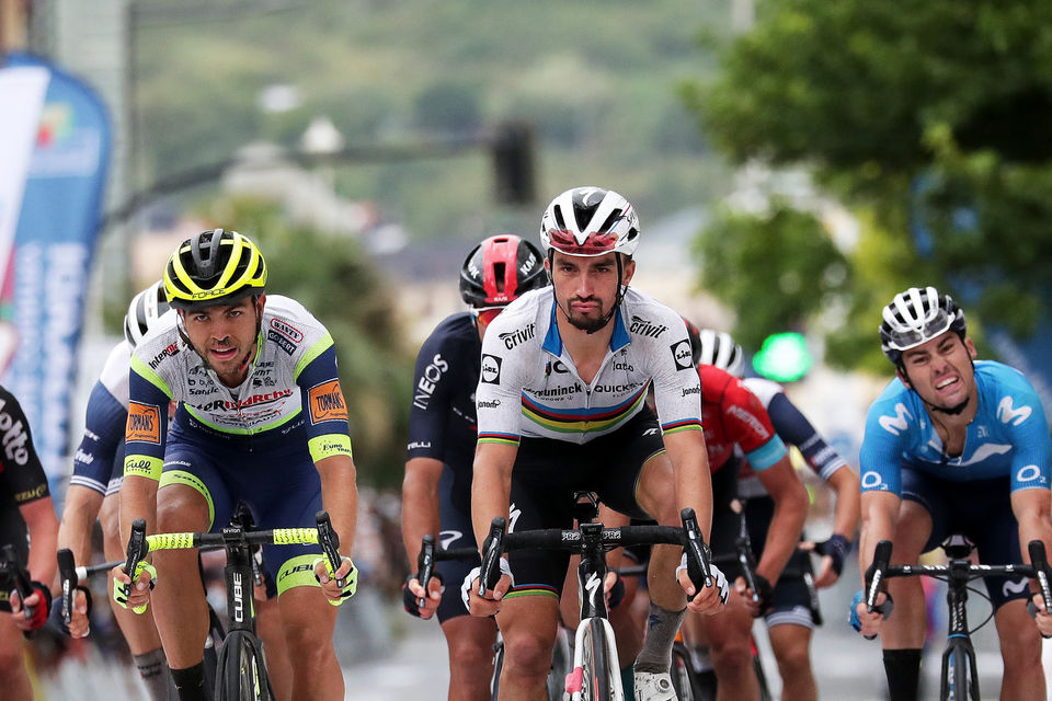 Tour of Britain arrives in Devon