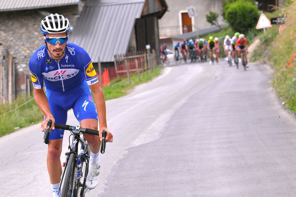 Brave Alaphilippe lights up final day of the Critérium du Dauphiné