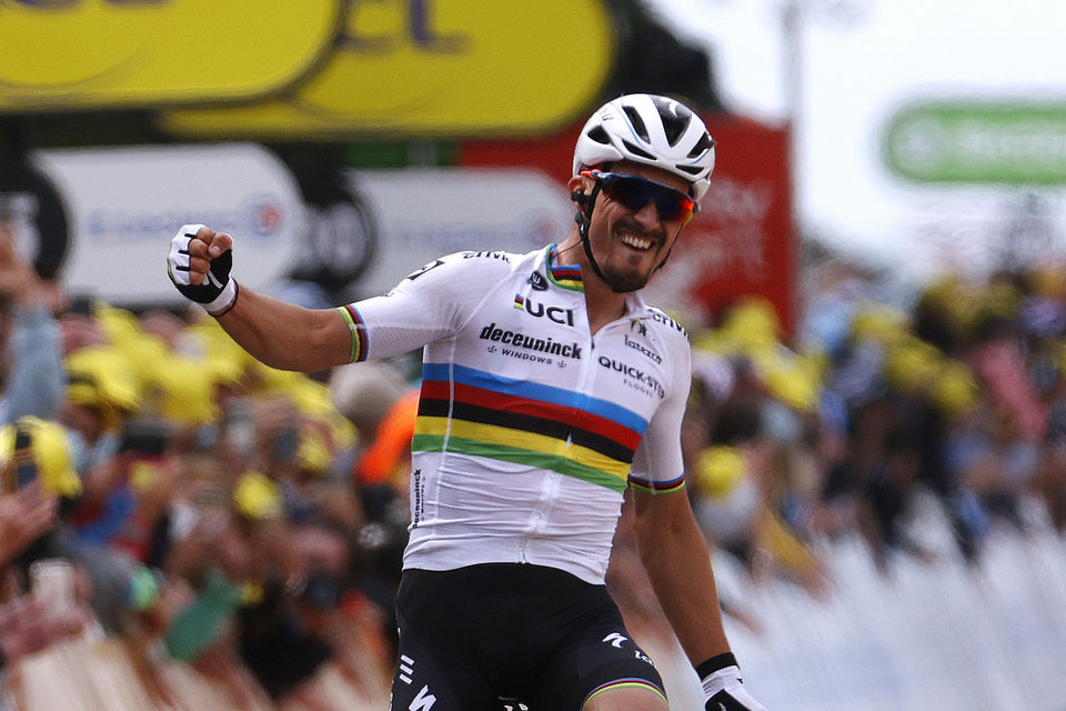 Tour de France: perfecte openingsdag voor Alaphilippe