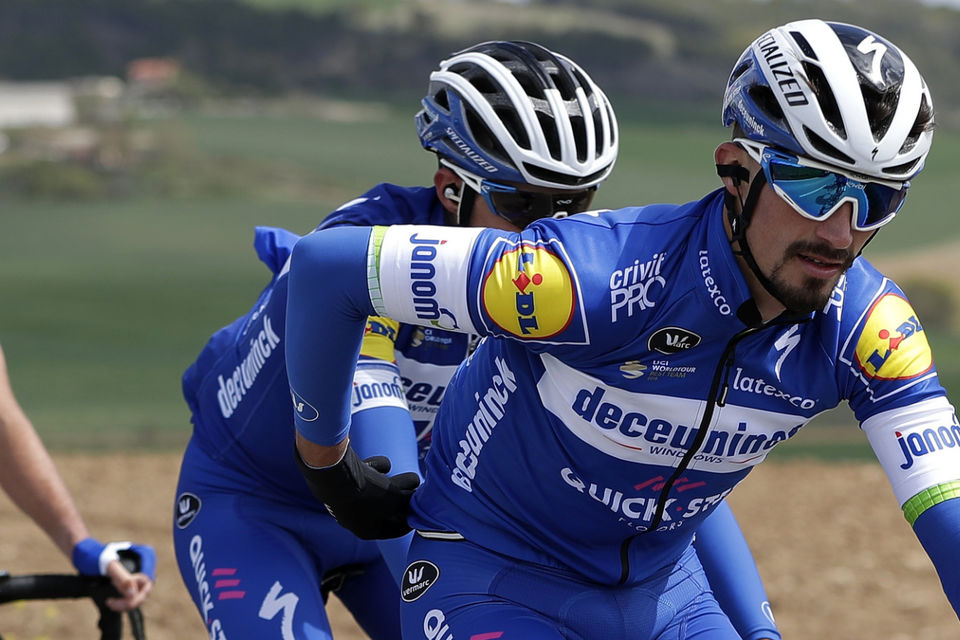 A day to forget at Vuelta al Pais Vasco