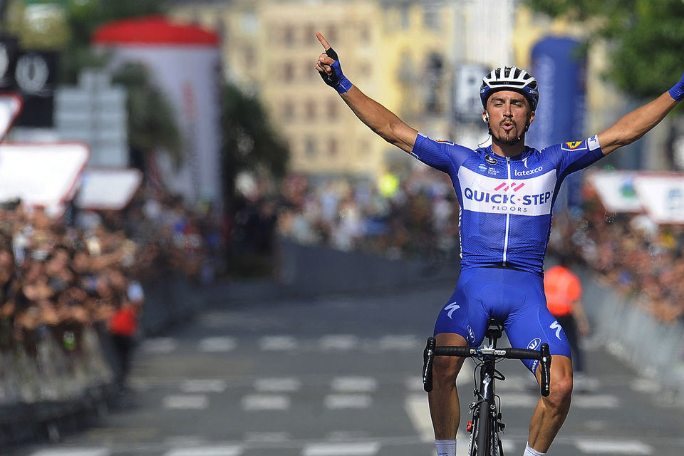 Julian Alaphilippe wint Clasica San Sebastian