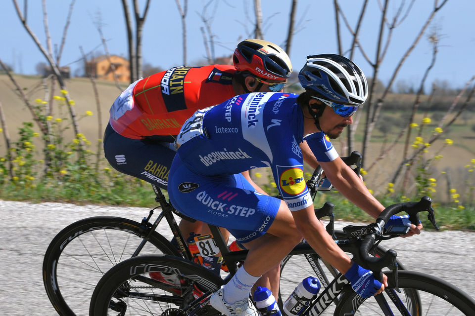 Tirreno-Adriatico: Alaphilippe blijft in top-5