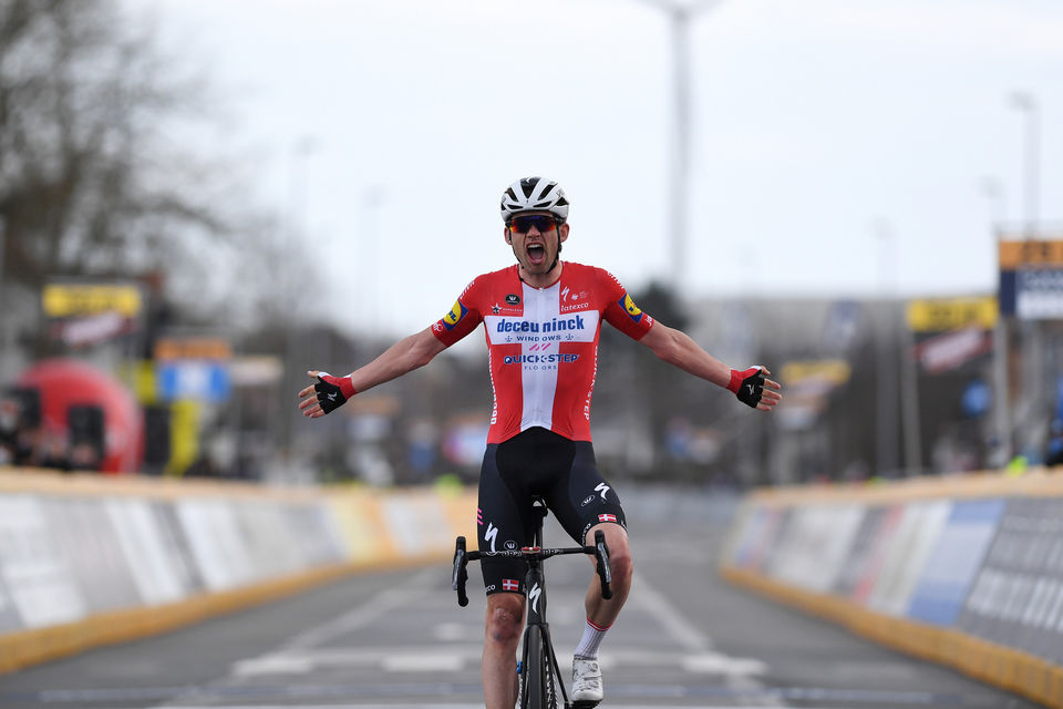 Kasper Asgreen wint E3 Harelbeke