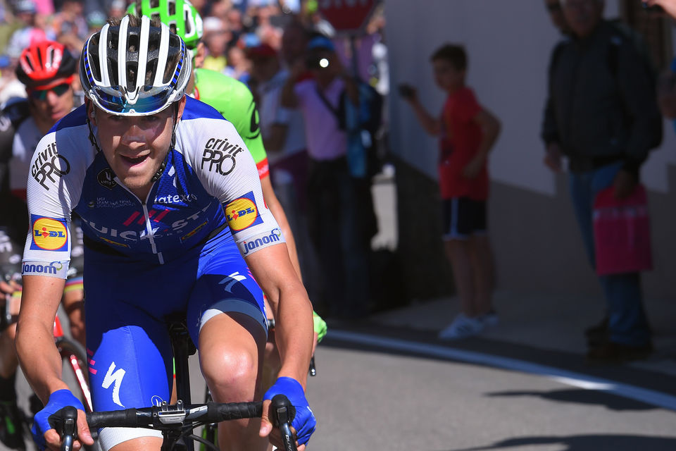 De Plus comes close to first pro win