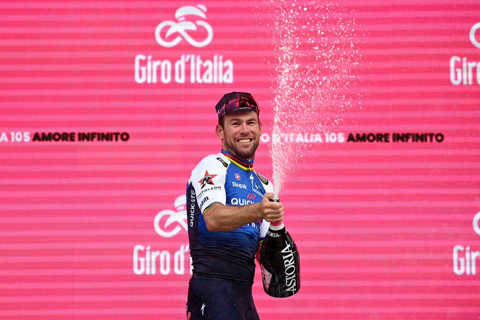 Mark Cavendish pakt 160e zege in Giro