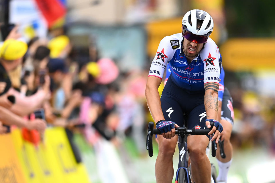 Opnieuw knotsgekke dag in Tour de France