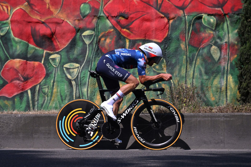 Cattaneo time trials to bronze