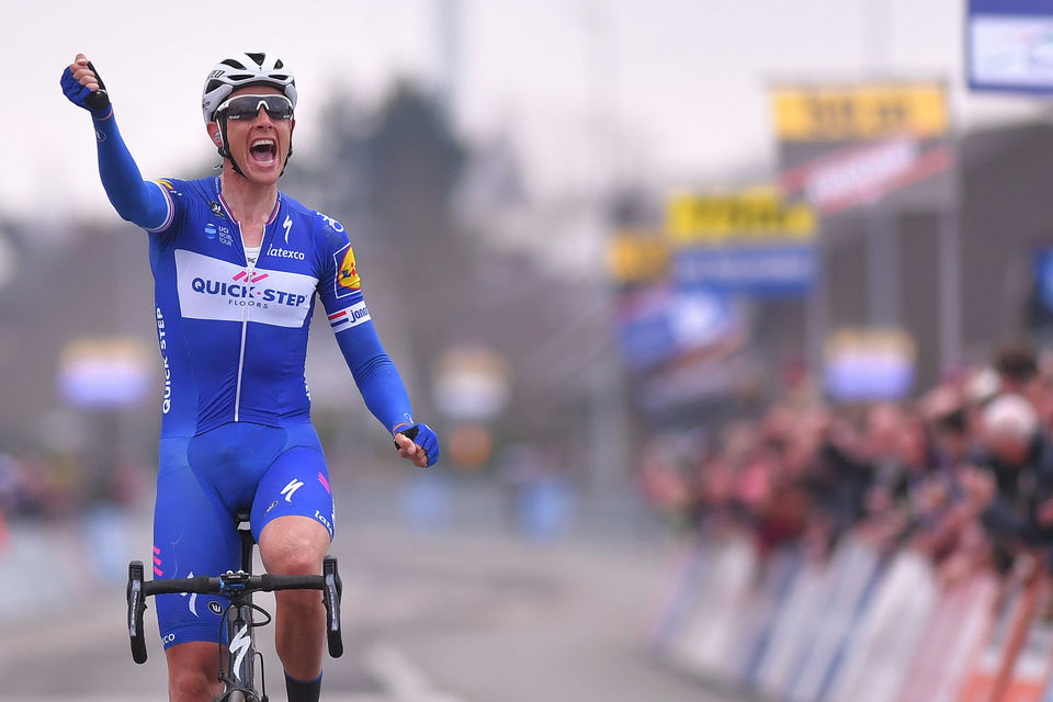 Niki Terpstra bezoekt de Quick-Step Floors Pop-up Store