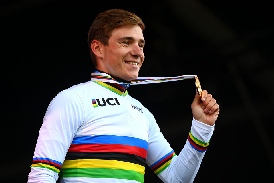 Evenepoel to debut rainbow jersey in Belgium