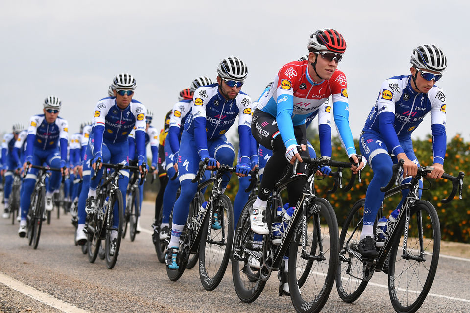 Quick-Step Floors naar Spanje voor eerste trainingskamp