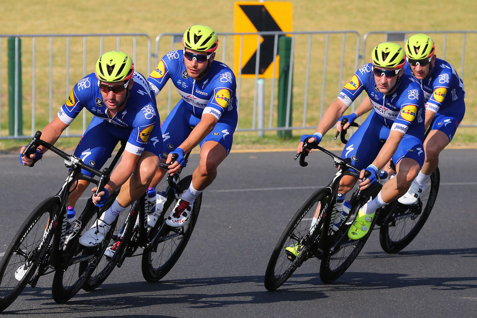 Quick-Step Floors Cycling Team naar Dubai Tour