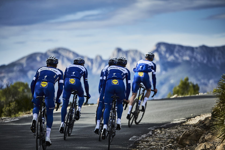 Quick-Step Floors vaak in de prijzen op Kristallen Fiets gala