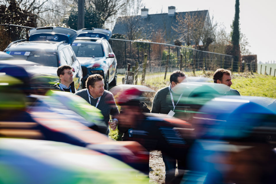 Please Remain Seated: Soudal Quick-Step & AG Insurance – Soudal Launch Safety Video