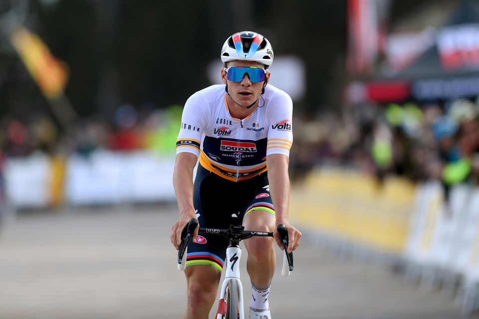 Volta a Catalunya: Evenepoel op het podium op Vallter 2000