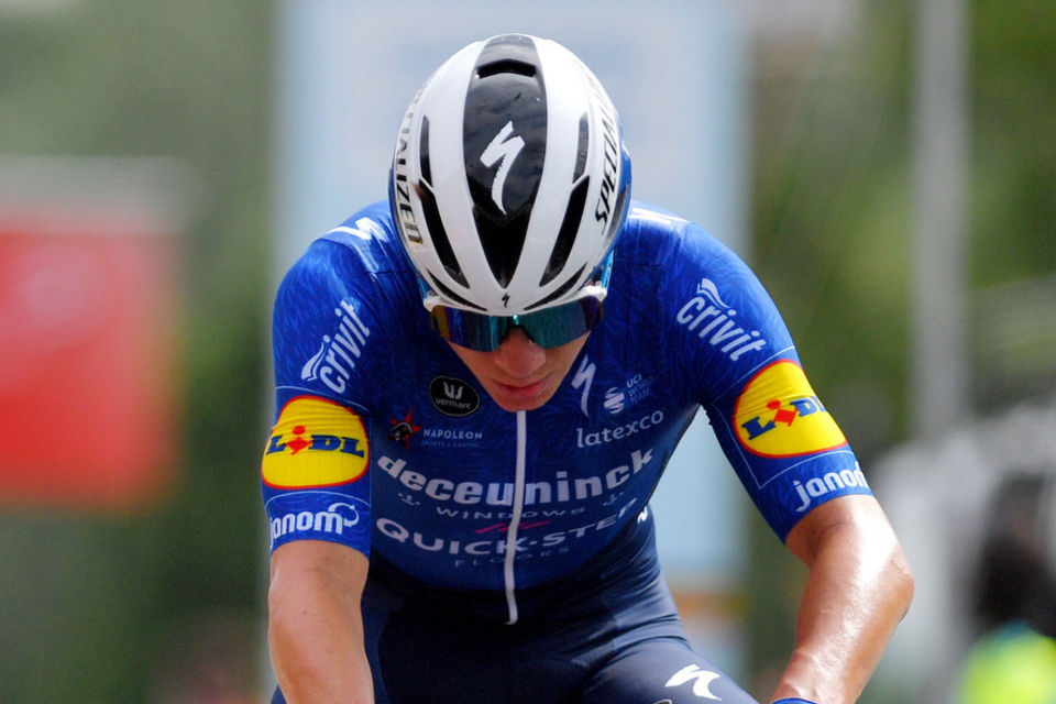 Evenepoel takes third in Waregem