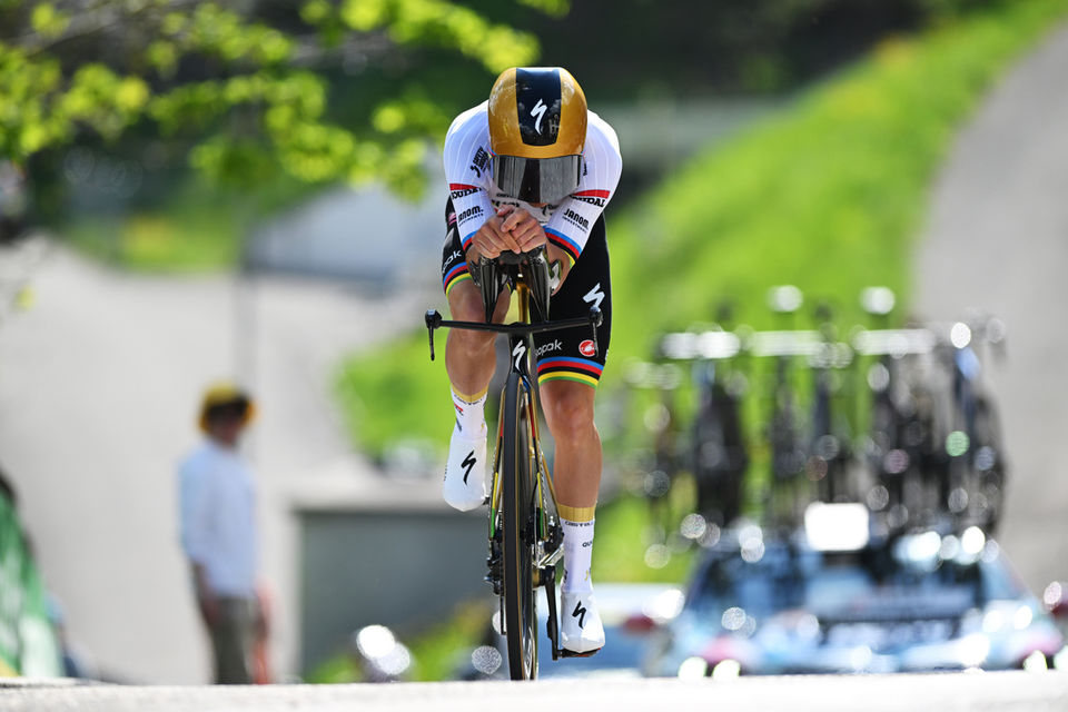 Strong start for Evenepoel in Romandie