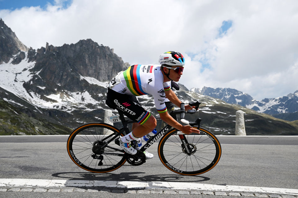 Remco Evenepoel vecht door in Tour de Suisse