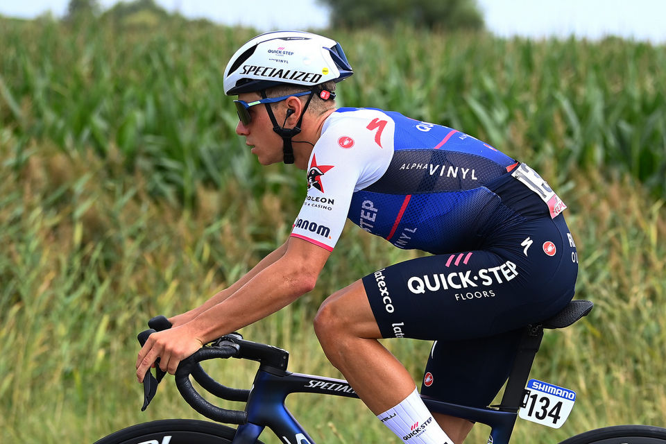 Vuelta a España: Evenepoel enters the top 10