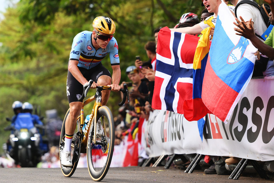 Evenepoel rides to silver at the Worlds