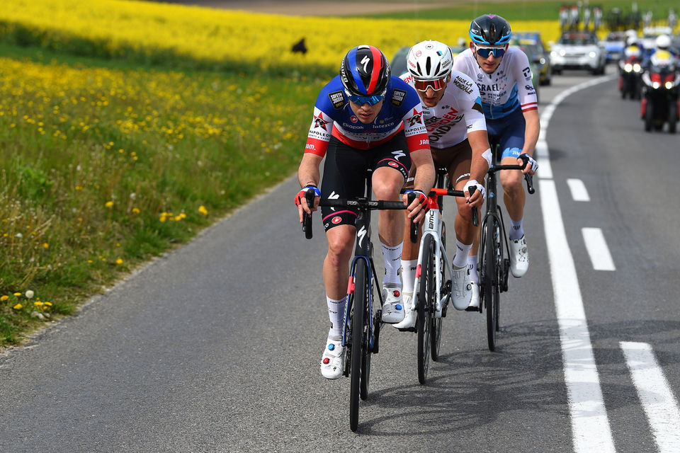 Rémi Cavagna in de aanval tijdens rit 3 Tour de Romandie